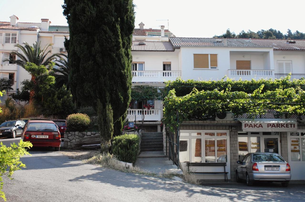 Apartments And Rooms With Parking Space Palit, Rab - 5061 Экстерьер фото