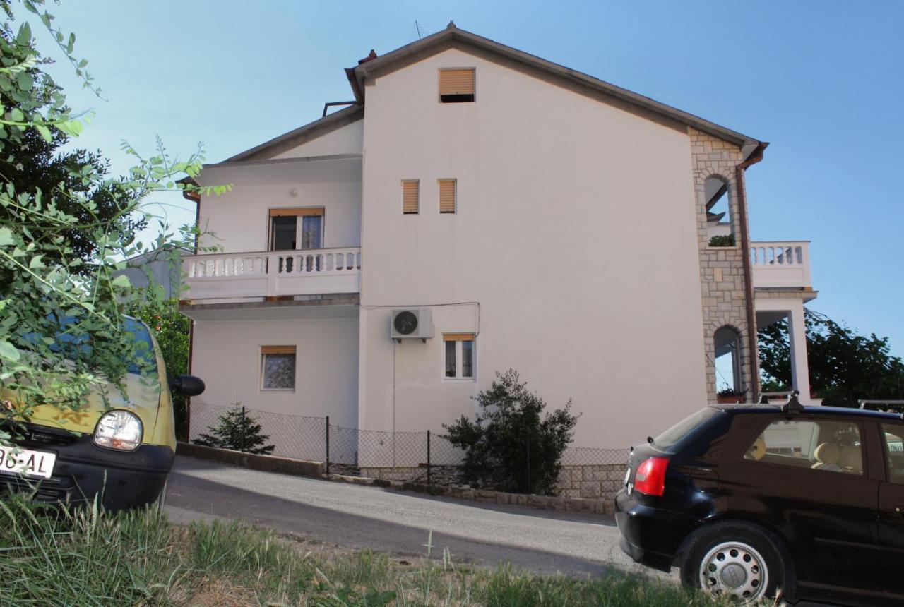 Apartments And Rooms With Parking Space Palit, Rab - 5061 Экстерьер фото