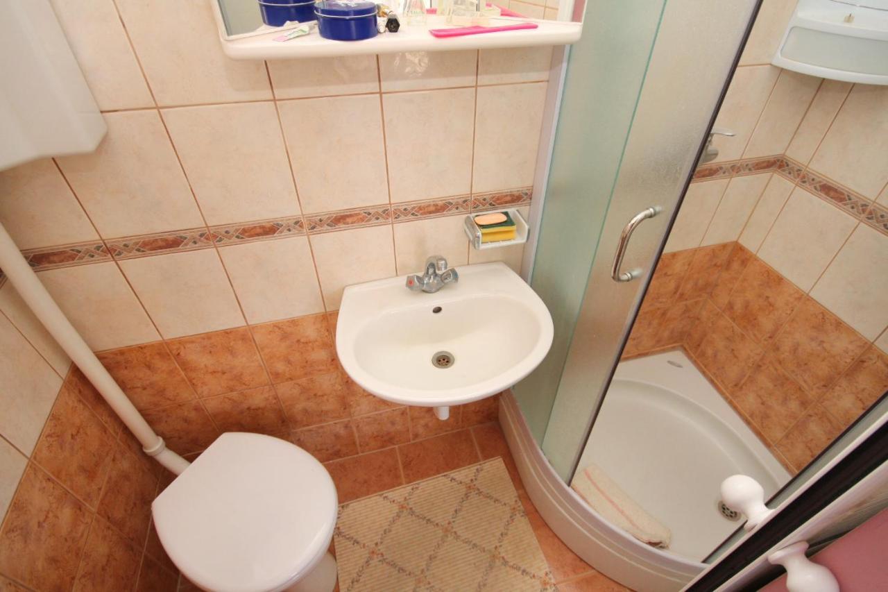 Apartments And Rooms With Parking Space Palit, Rab - 5061 Экстерьер фото