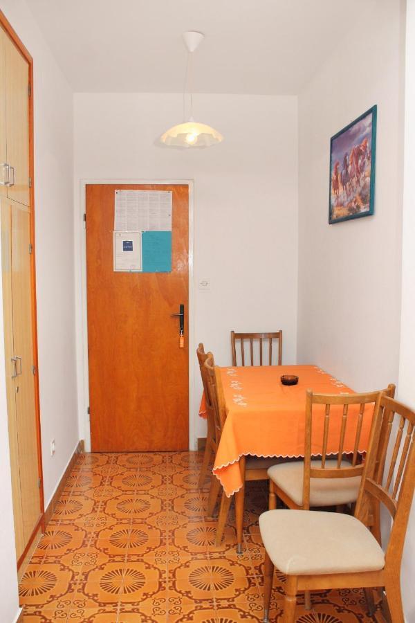 Apartments And Rooms With Parking Space Palit, Rab - 5061 Экстерьер фото